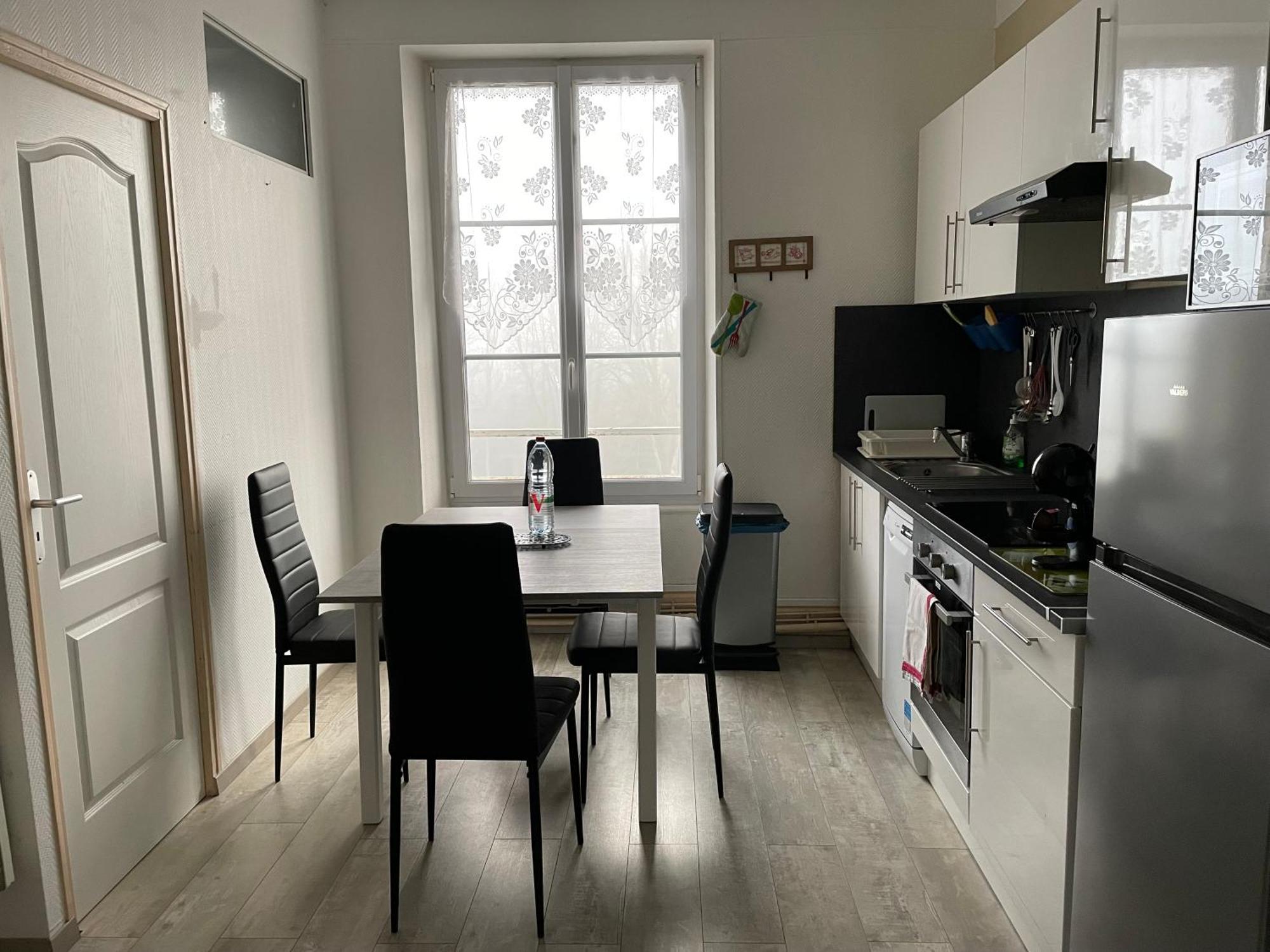 Appart meublé 45m2 calme et lumineux au Continental Vittel Esterno foto